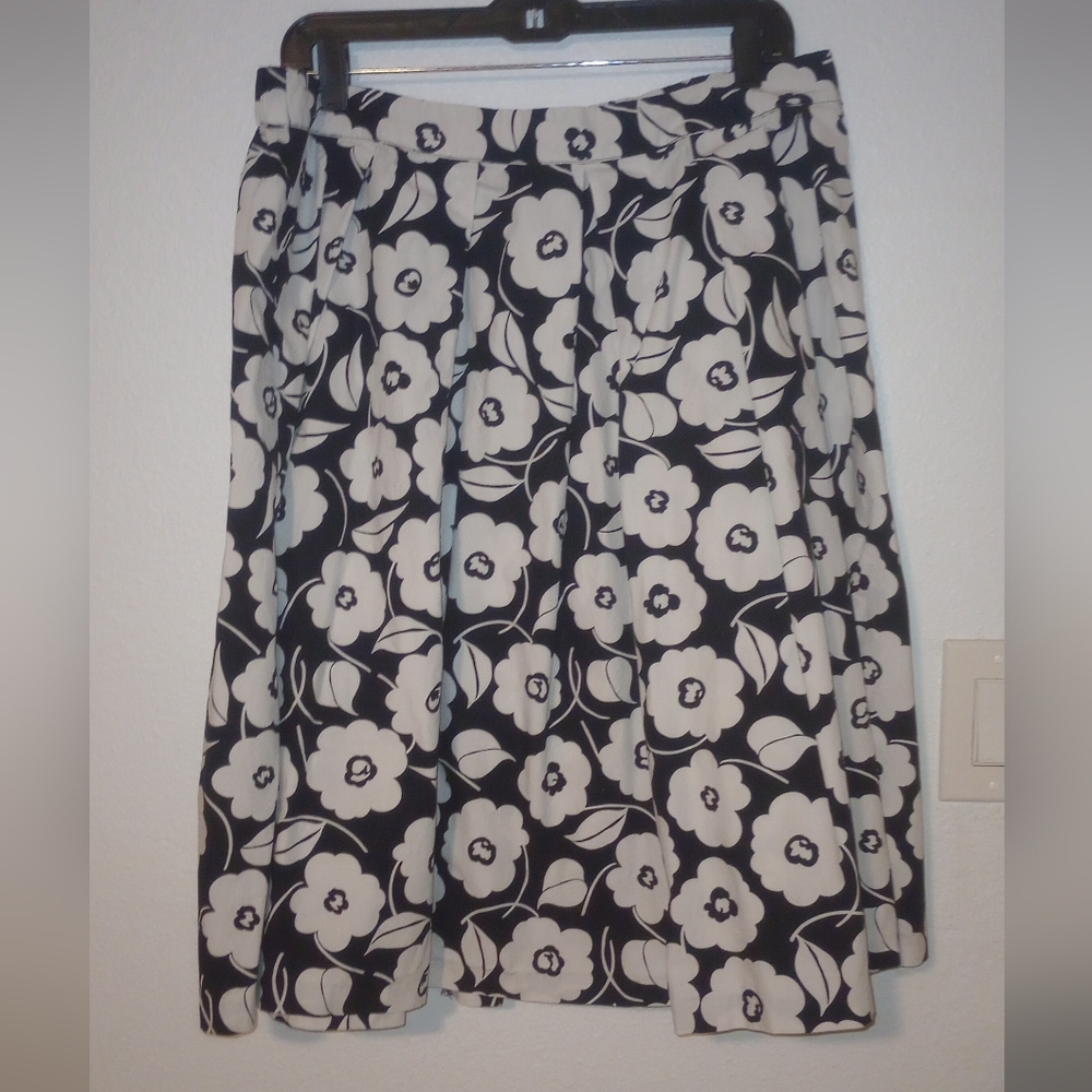 CHARTER CLUB beautiful skirt